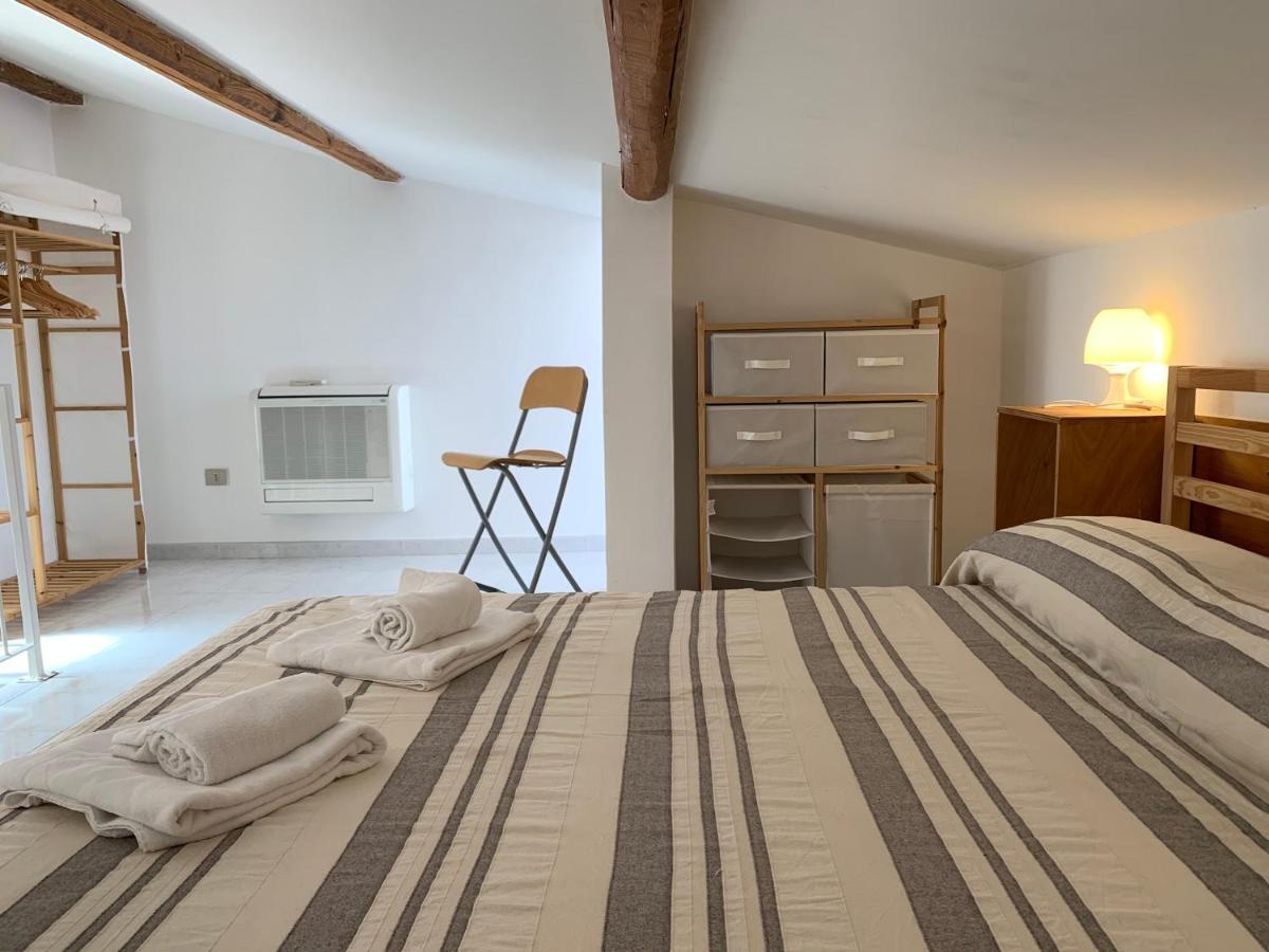 Gioberti 25 Apartment Alghero Bagian luar foto
