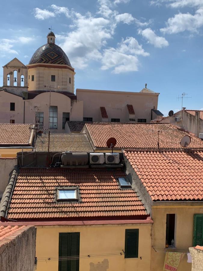 Gioberti 25 Apartment Alghero Bagian luar foto
